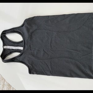 Lululemon Swiftly Tech Racerback Tank Top size 4